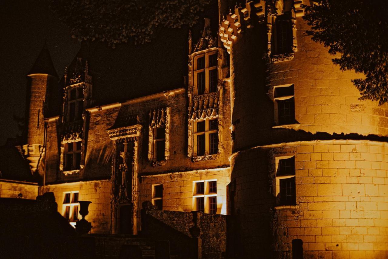 Château de Crazannes Exterior foto